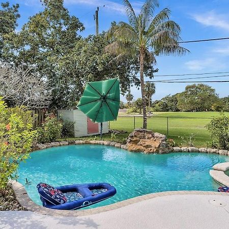 Pool Heat I Firepit And Bbq I 75"Tv I Foosball I 581Mbps Cooper City Kültér fotó
